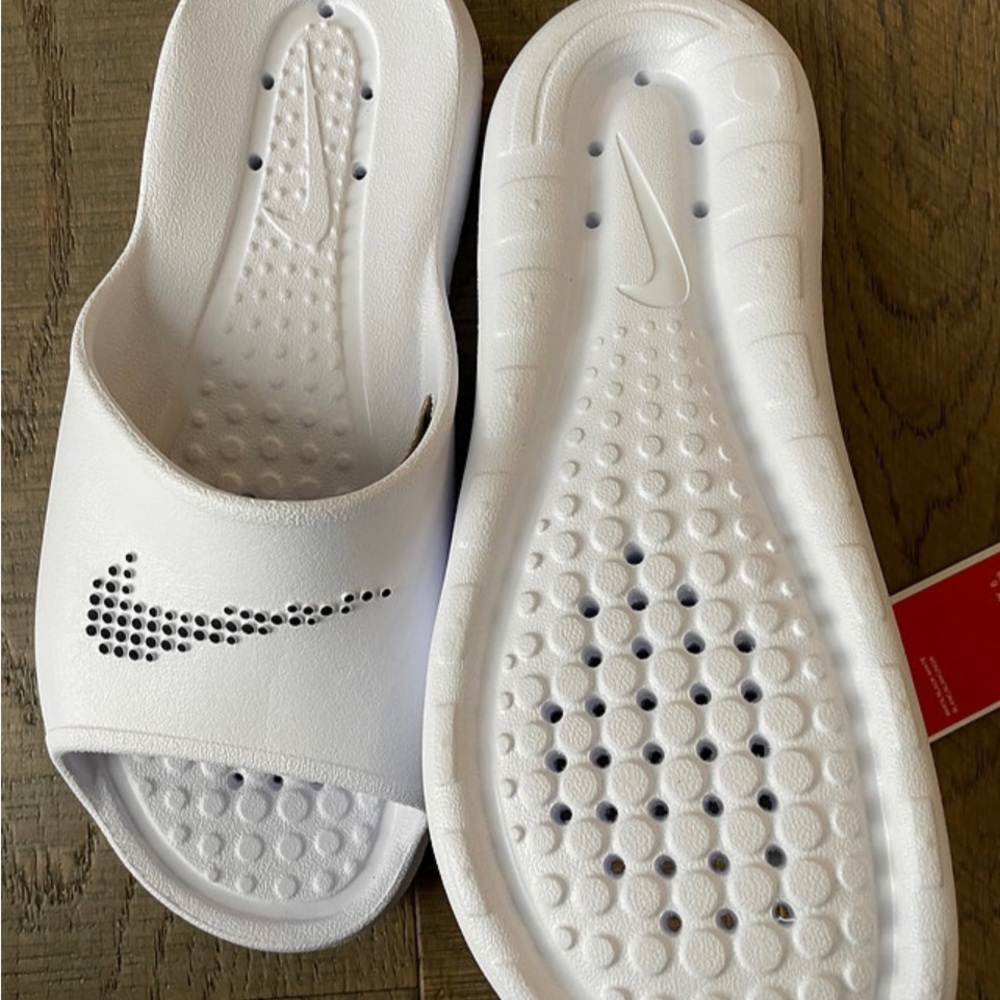 Nike Men’s Shower Slides - Picture 3 of 3